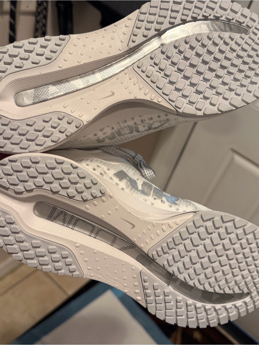Nike Women’s White and Silver Athletic Sneakers - Picture 4 of 6